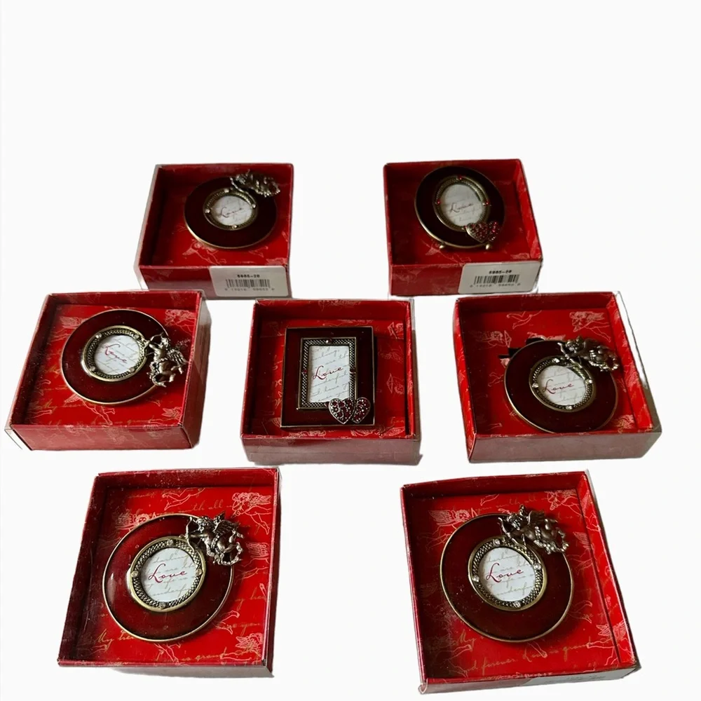 Jay Strongwater style mini picture frames/ place card holders set of 7